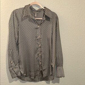 H&M Black and White Button Down Shirt
